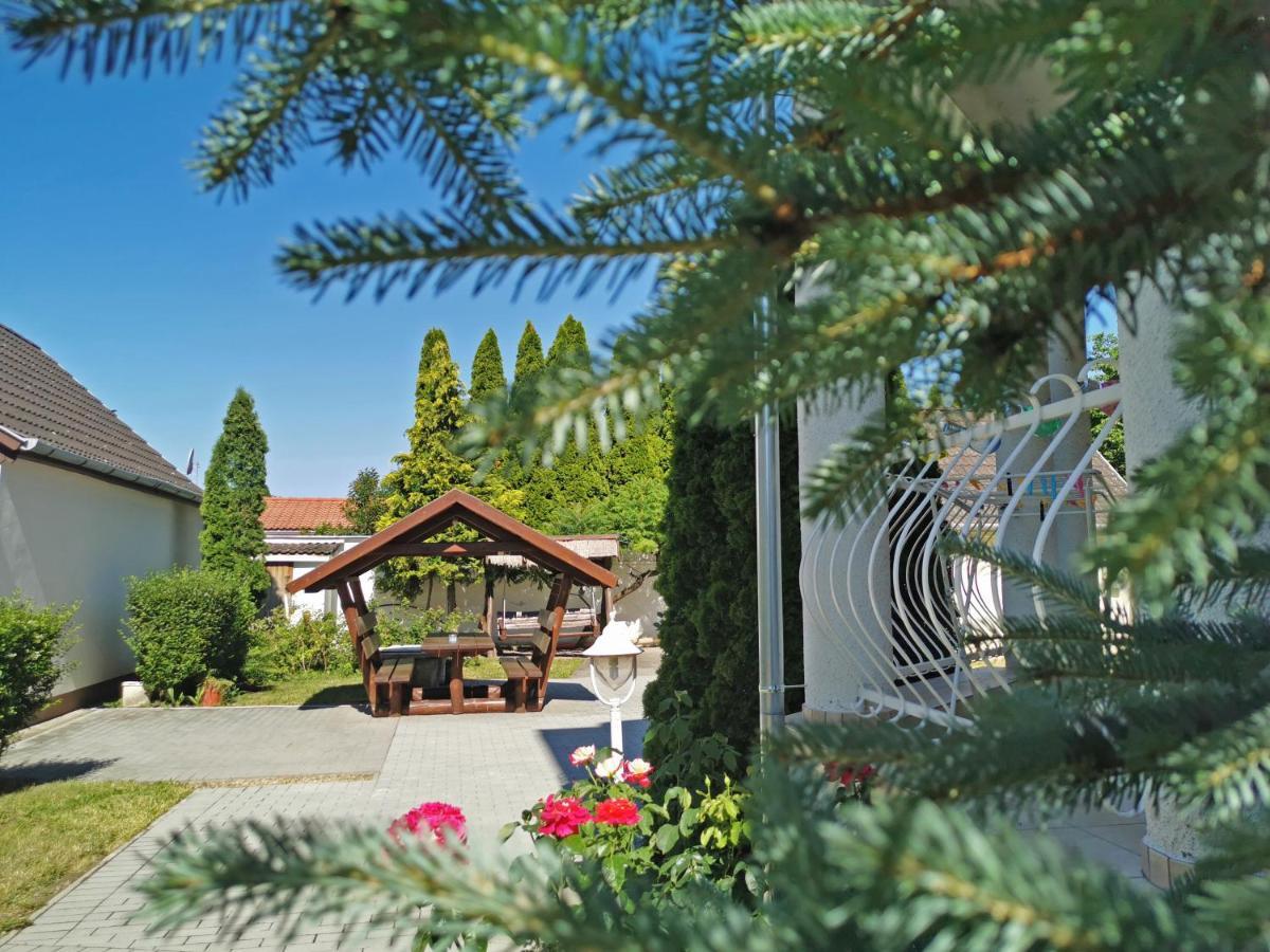 Magic Holiday Vendeghaz Hajdúszoboszló Екстериор снимка